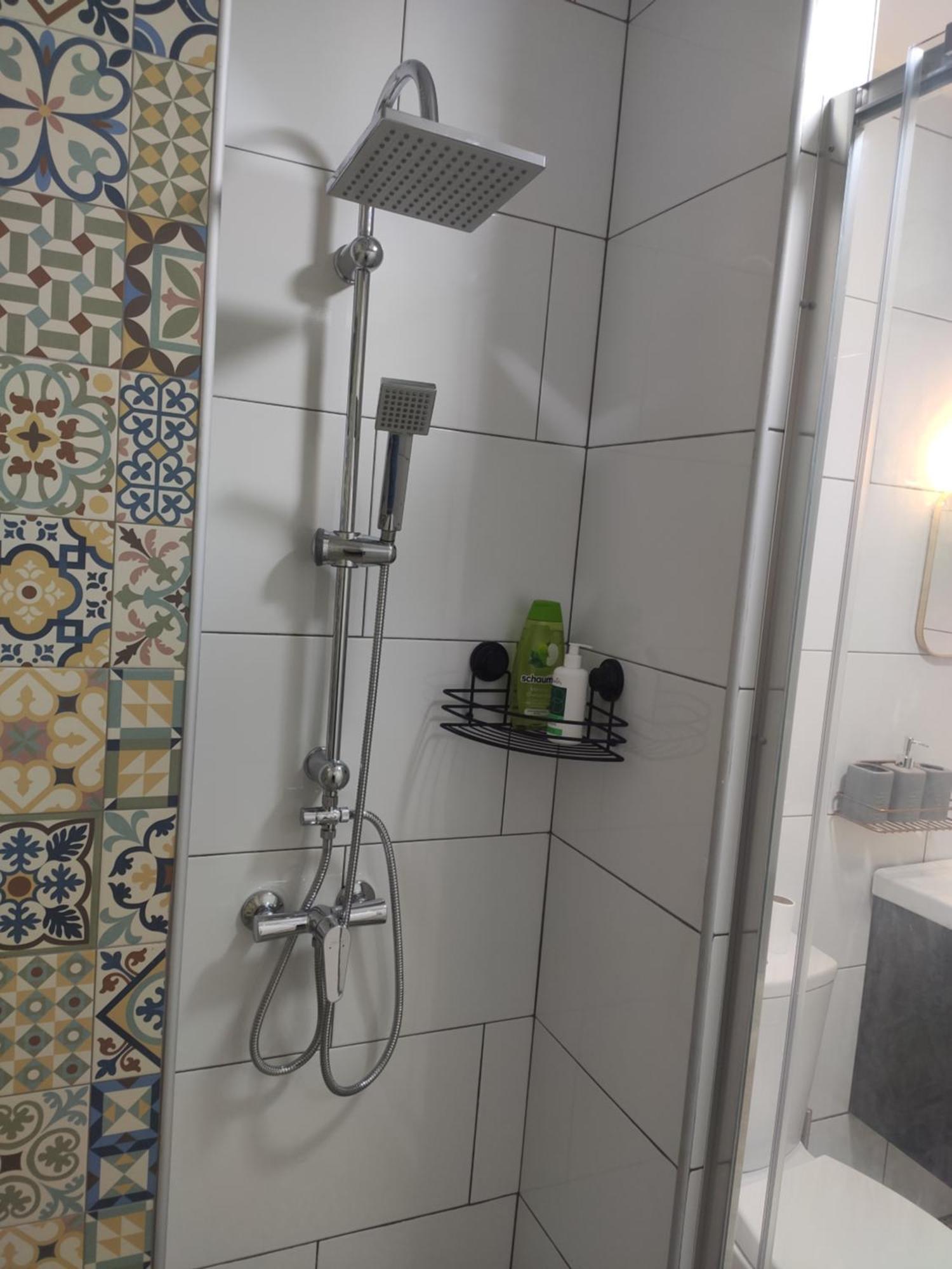 Family Нotel Banuri Кутаиси Екстериор снимка